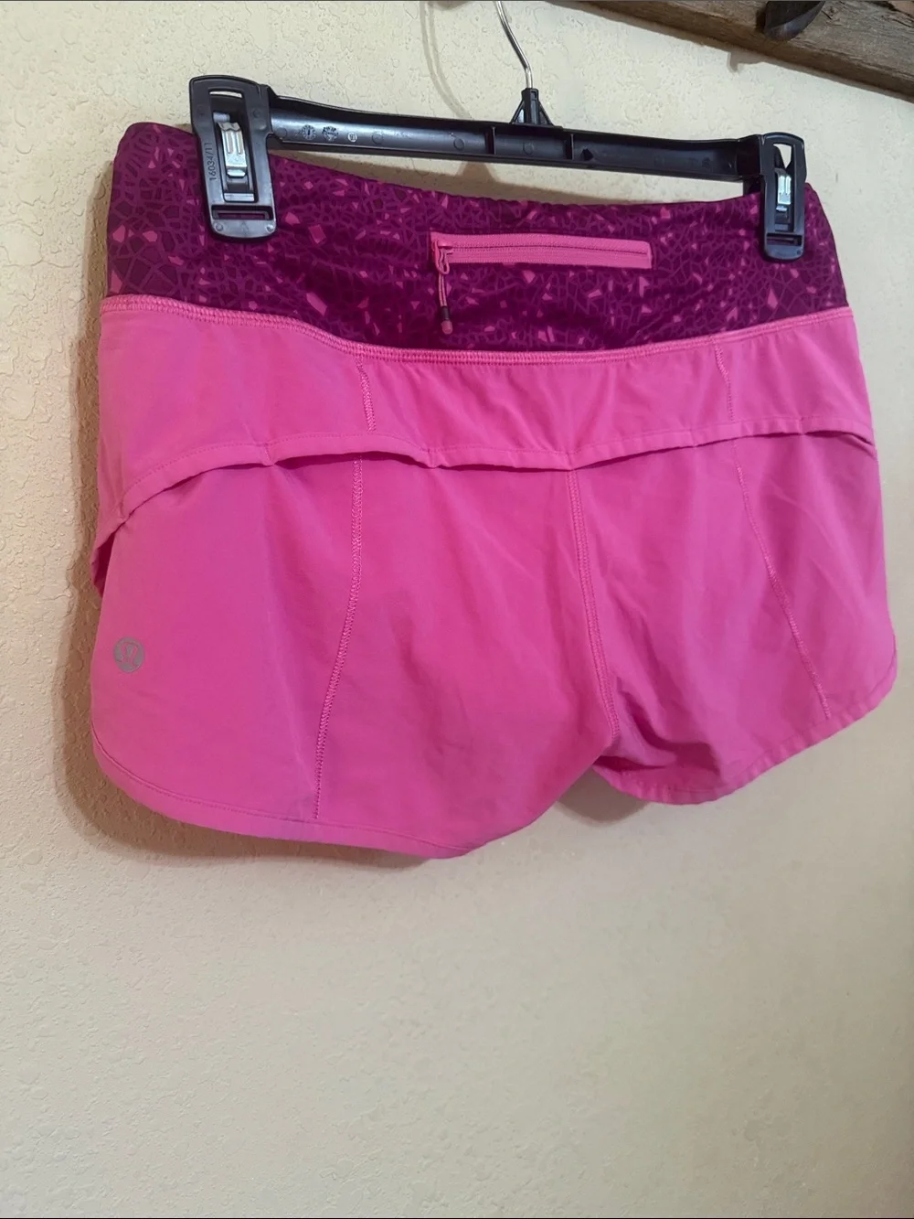 lululemon athletica speed short pink paradise 2.5” Magenta Patterned Waistband